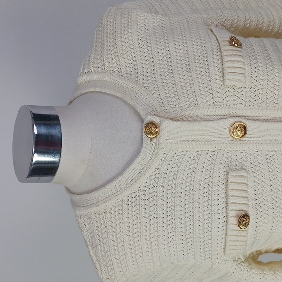 Toccin Cream Knit W Gold Buttons Cardigan. - Picture 3 of 11